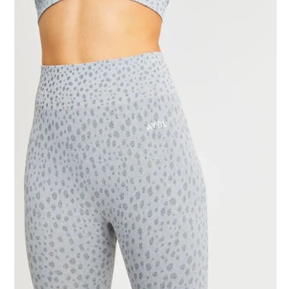 AYBL Womens Gray Animal Print Seamless High Waisted Scrunch Bum Leggings Size XS